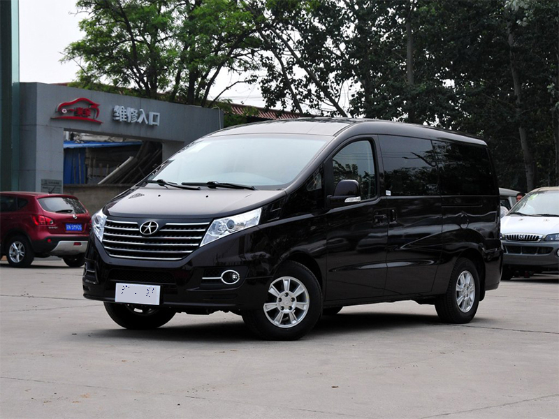 舒适型7座MPV